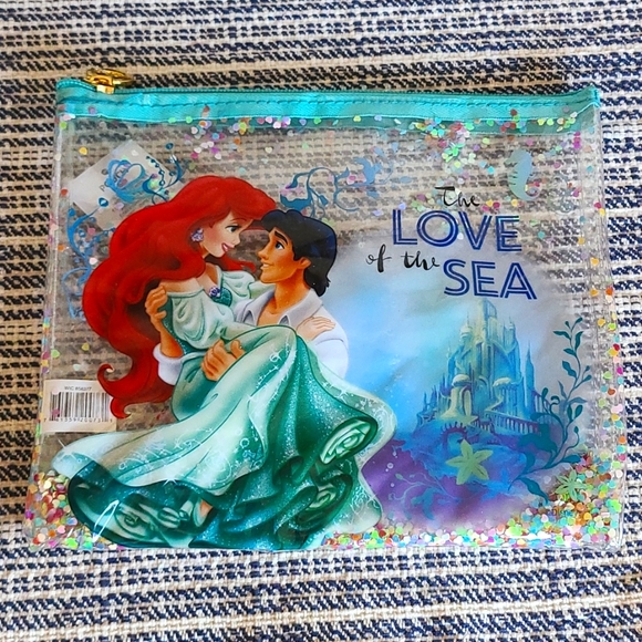 π©· Disney Valentine's Princess Bundle - Picture 3 of 7